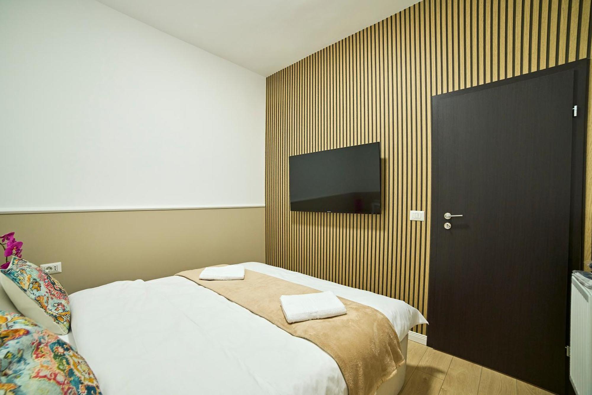 Dona Premier Suites Bukarest Exterior foto